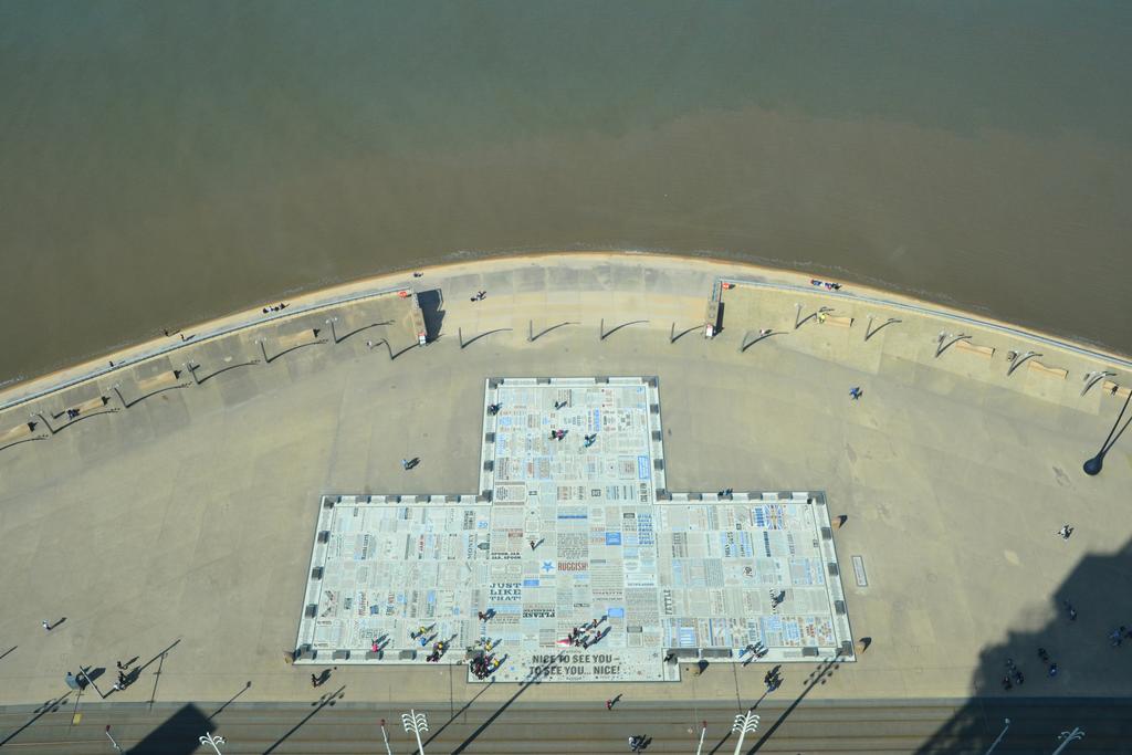 Camelot Seafront Hotel Blackpool Oda fotoğraf